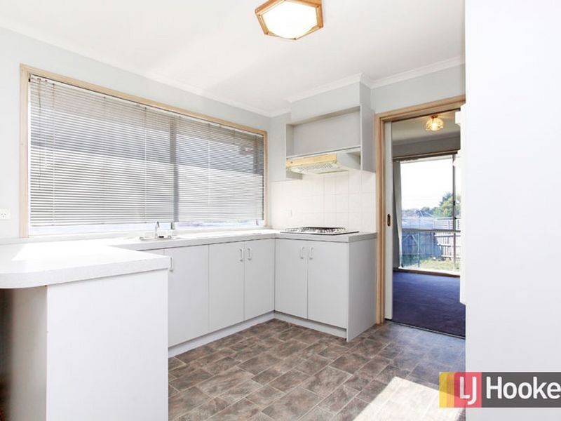 12 Bill Place, Hampton Park VIC 3976