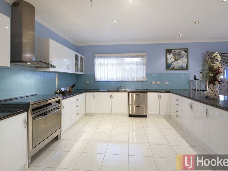 29 Grenfell Rise, Narre Warren South VIC 3805