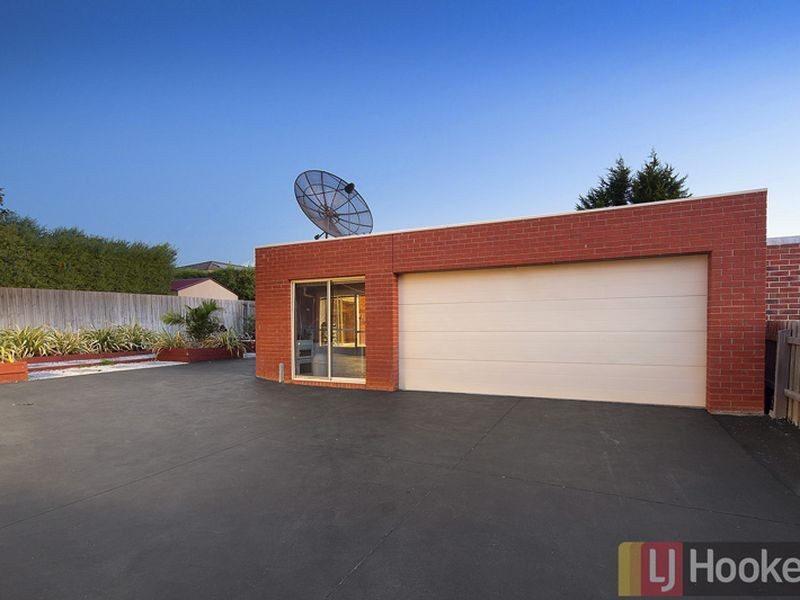 29 Grenfell Rise, Narre Warren South VIC 3805