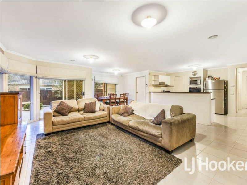 7 Keystone Court, Lynbrook VIC 3975