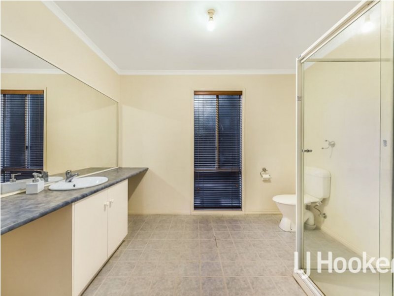 7 Keystone Court, Lynbrook VIC 3975