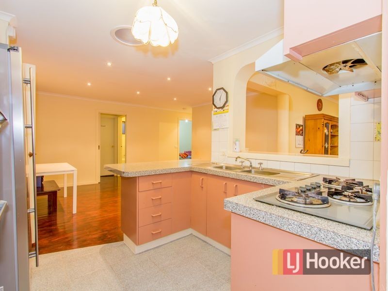 5 Cardamon Drive, Hallam VIC 3803