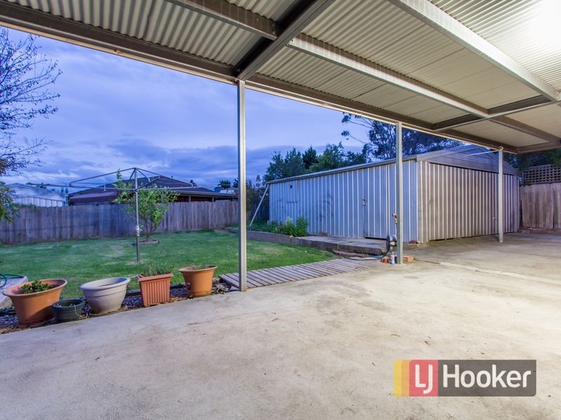 5 Cardamon Drive, Hallam VIC 3803