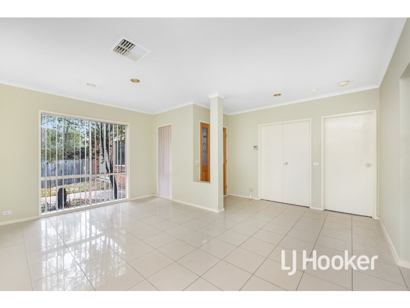 94 Strathaird Drive, Narre Warren South VIC 3805