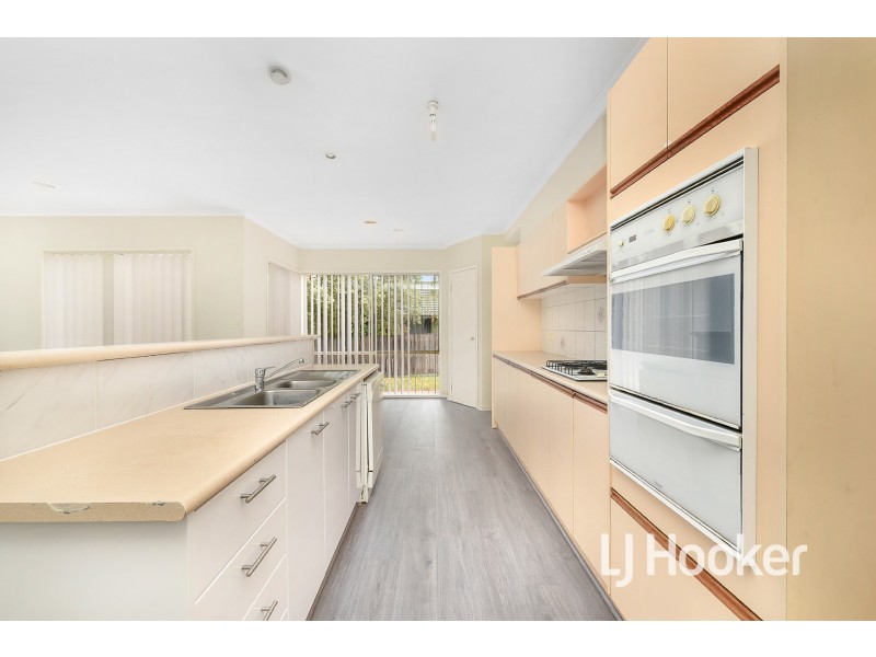 94 Strathaird Drive, Narre Warren South VIC 3805