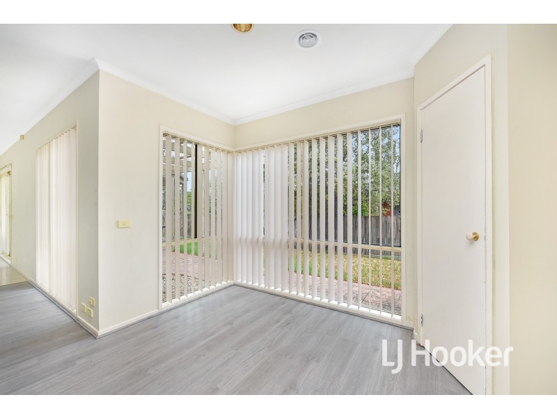 94 Strathaird Drive, Narre Warren South VIC 3805