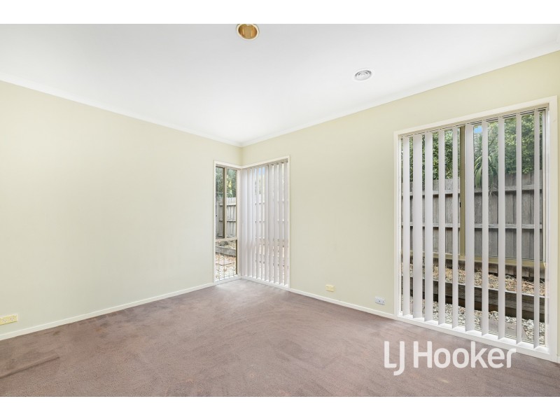 94 Strathaird Drive, Narre Warren South VIC 3805