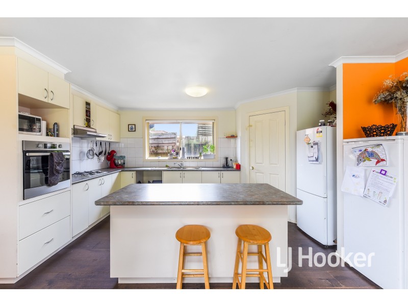 13 Eglinton Close, Berwick VIC 3806