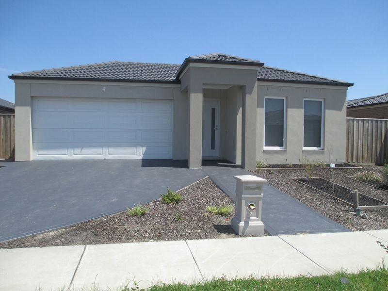 7 Snowy Drive, Lynbrook VIC 3975