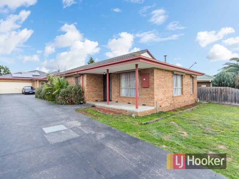18 Ivan Crescent, Hampton Park VIC 3976
