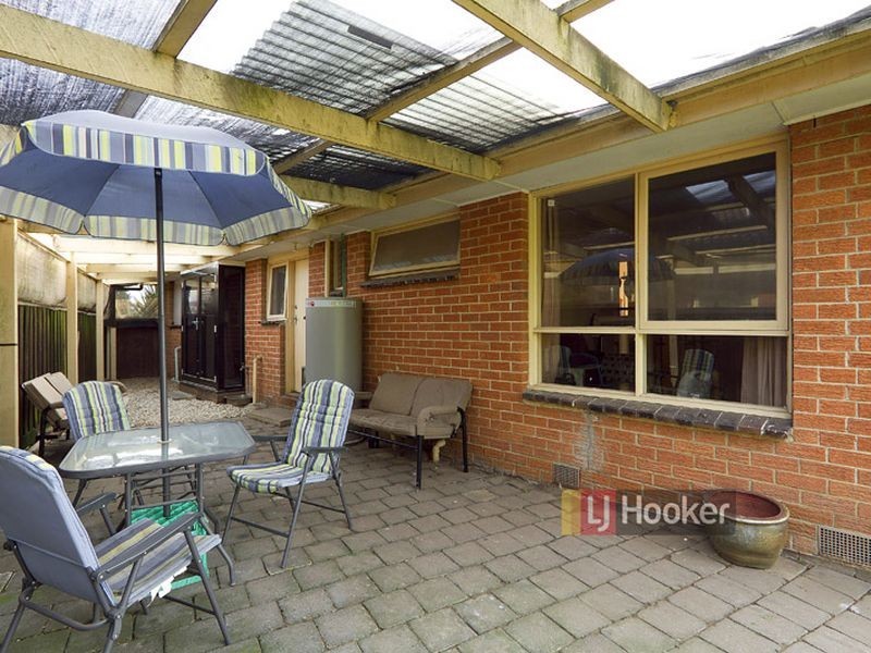 6 Lorna Street, Cranbourne VIC 3977