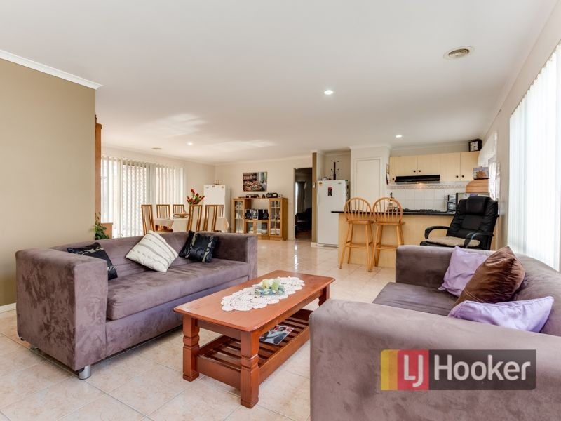 100 Central Road, Hampton Park VIC 3976