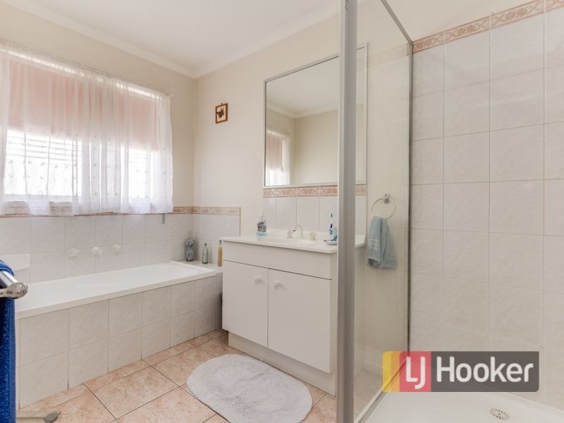 100 Central Road, Hampton Park VIC 3976