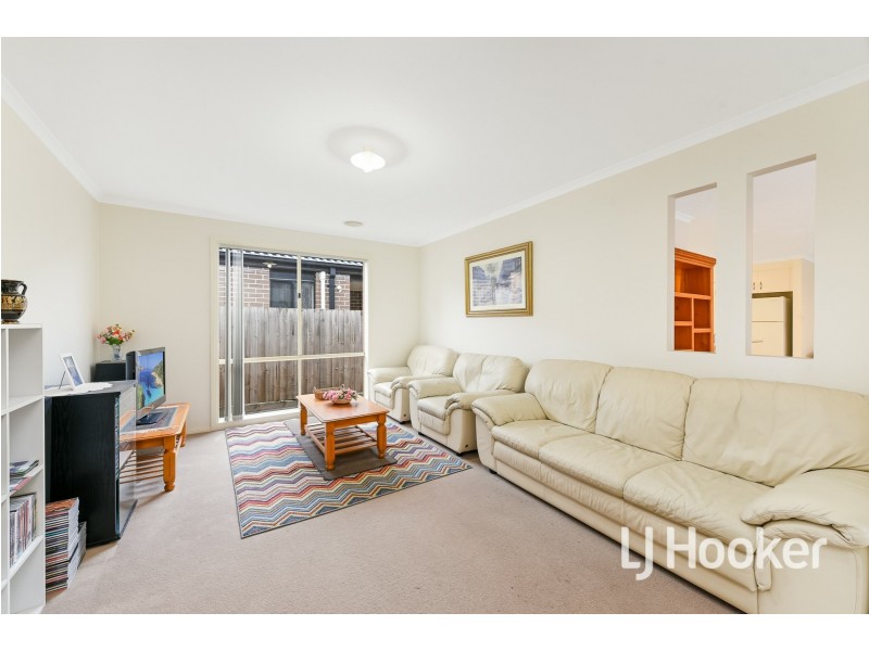 30 Domino Way, Hampton Park VIC 3976