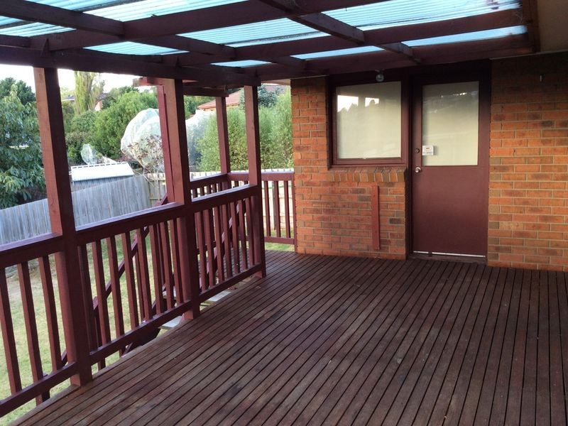 22 Kinkead Crescent, Endeavour Hills VIC 3802