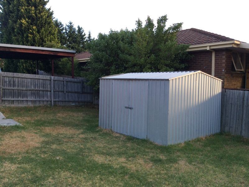 22 Kinkead Crescent, Endeavour Hills VIC 3802