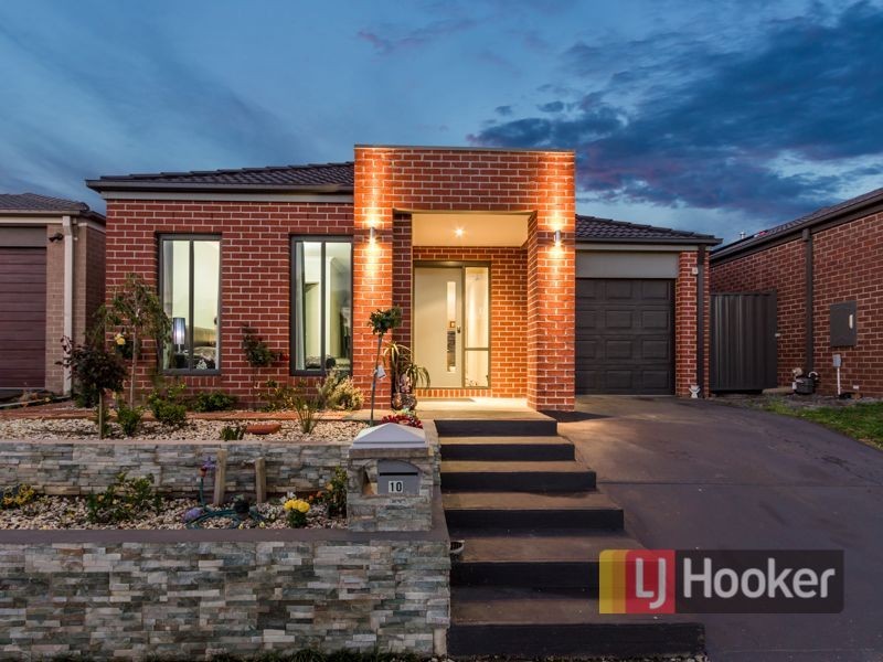 10 Taradale Street, Cranbourne North VIC 3977