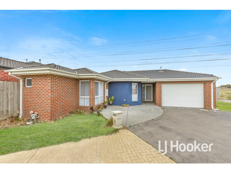49 Sallys Run, Hampton Park VIC 3976