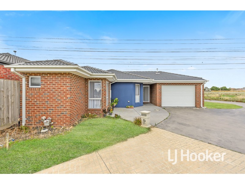 49 Sallys Run, Hampton Park VIC 3976