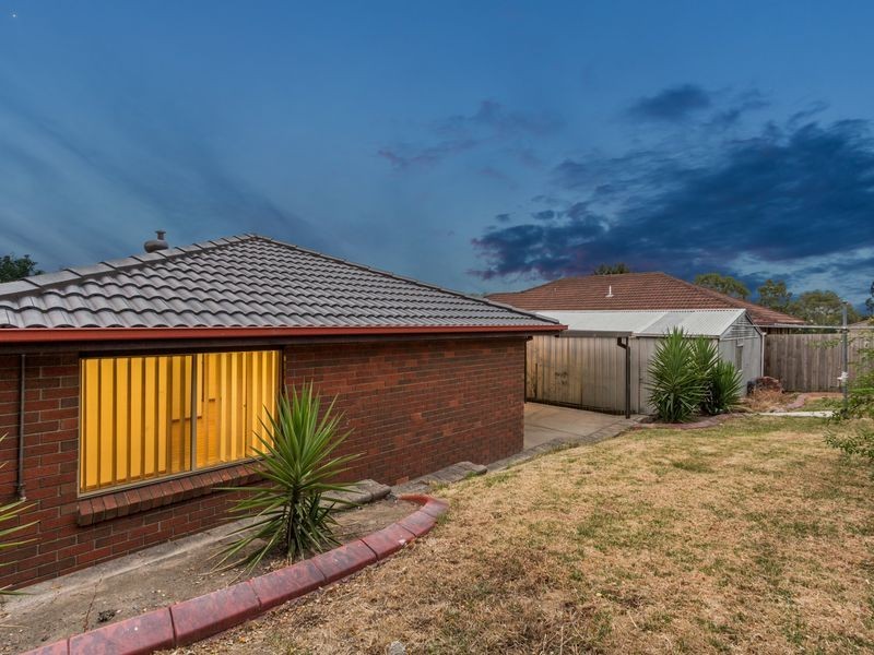 10 Song Street, Narre Warren VIC 3805