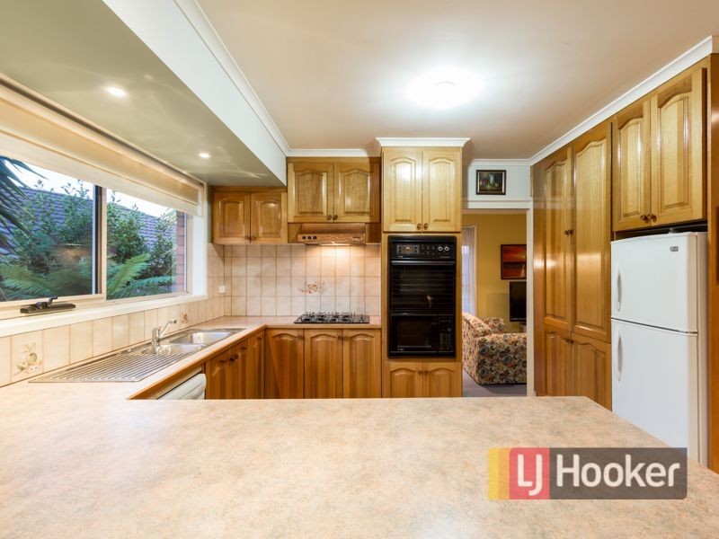 12 Thanos Court, Hallam VIC 3803