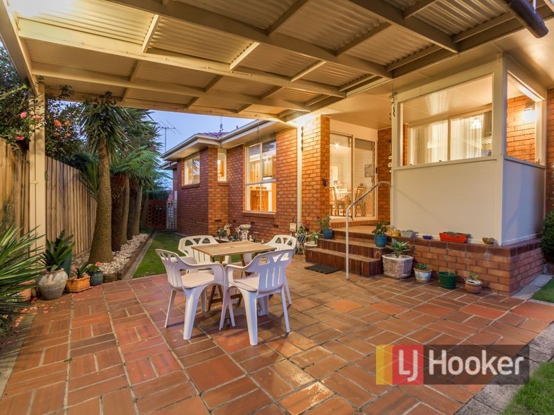 12 Thanos Court, Hallam VIC 3803