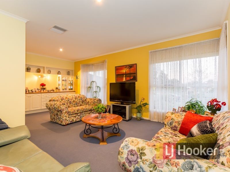 12 Thanos Court, Hallam VIC 3803