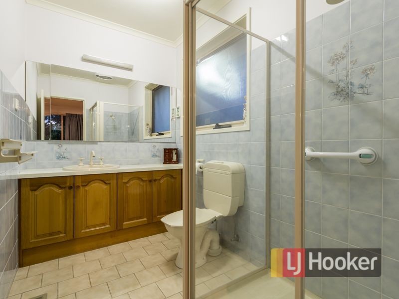 12 Thanos Court, Hallam VIC 3803