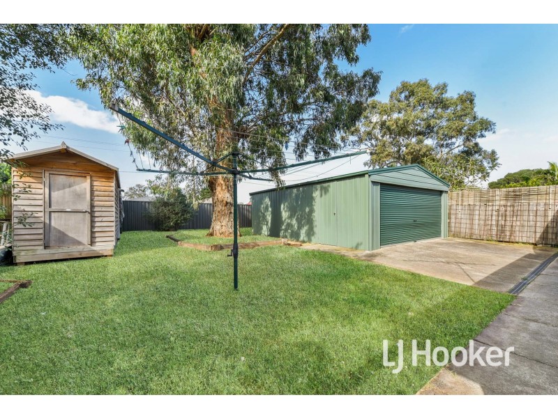 8 Jason Place, Hampton Park VIC 3976