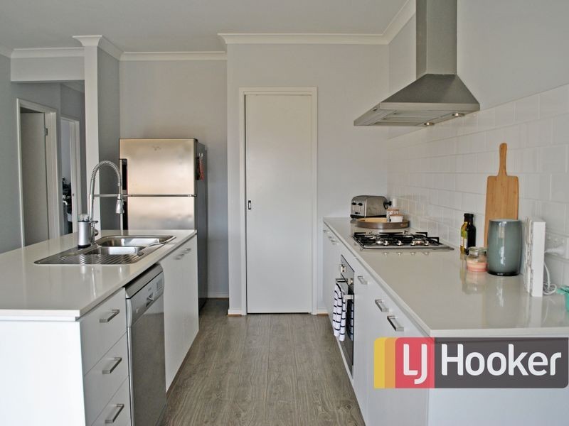 57 Elmtree Crescent, Clyde North VIC 3978