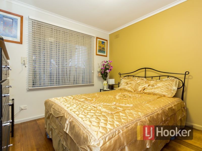 8 Ora Street, Hampton Park VIC 3976
