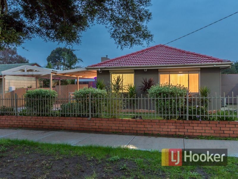 8 Ora Street, Hampton Park VIC 3976