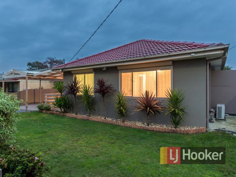 8 Ora Street, Hampton Park VIC 3976