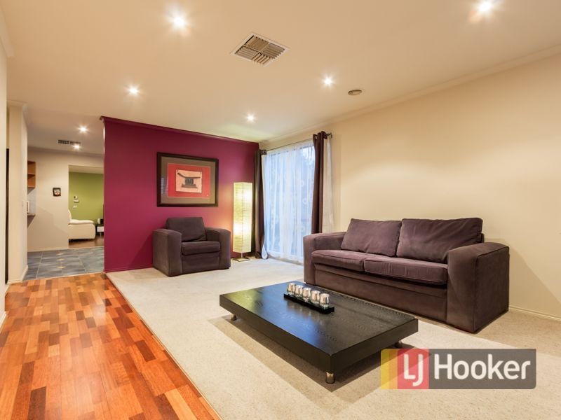 89 Laura Drive, Hampton Park VIC 3976