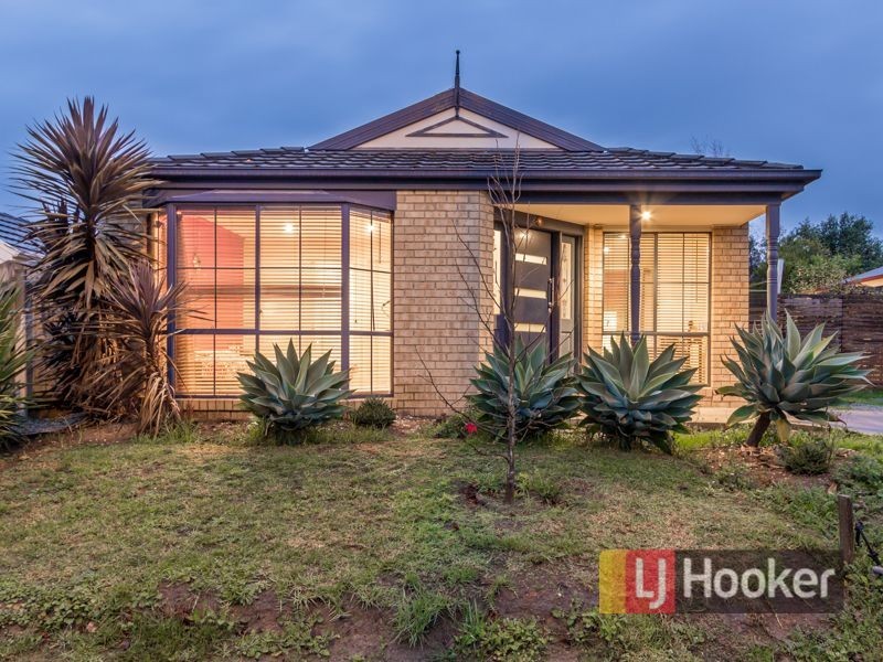 89 Laura Drive, Hampton Park VIC 3976