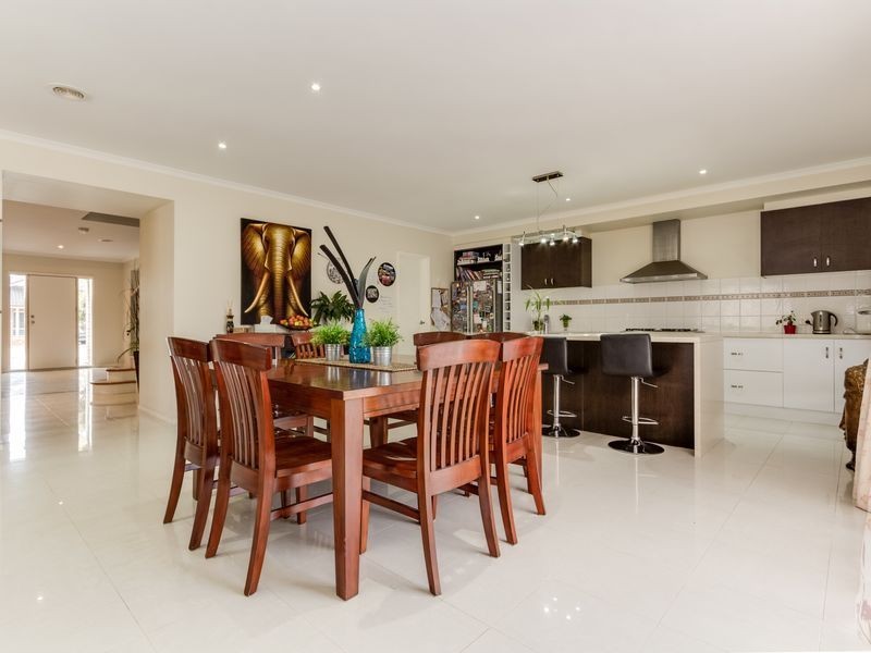 25 Cantwell Road, Narre Warren North VIC 3804