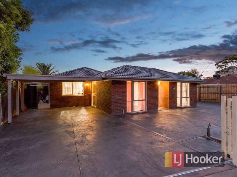 13 Sarah Place, Hampton Park VIC 3976