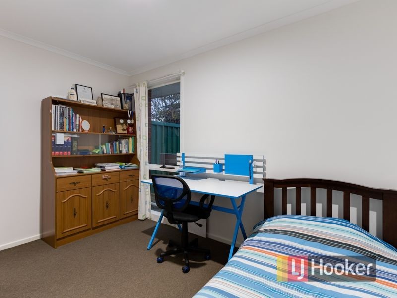13 Sarah Place, Hampton Park VIC 3976