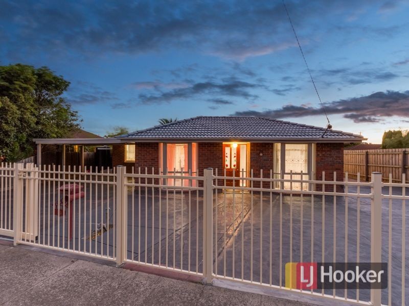 13 Sarah Place, Hampton Park VIC 3976