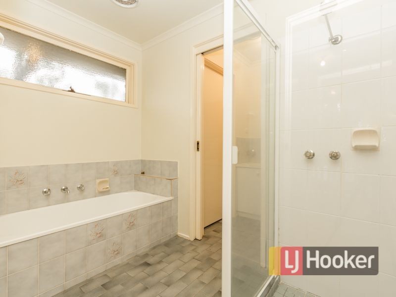 51 Franleigh Drive, Narre Warren VIC 3805