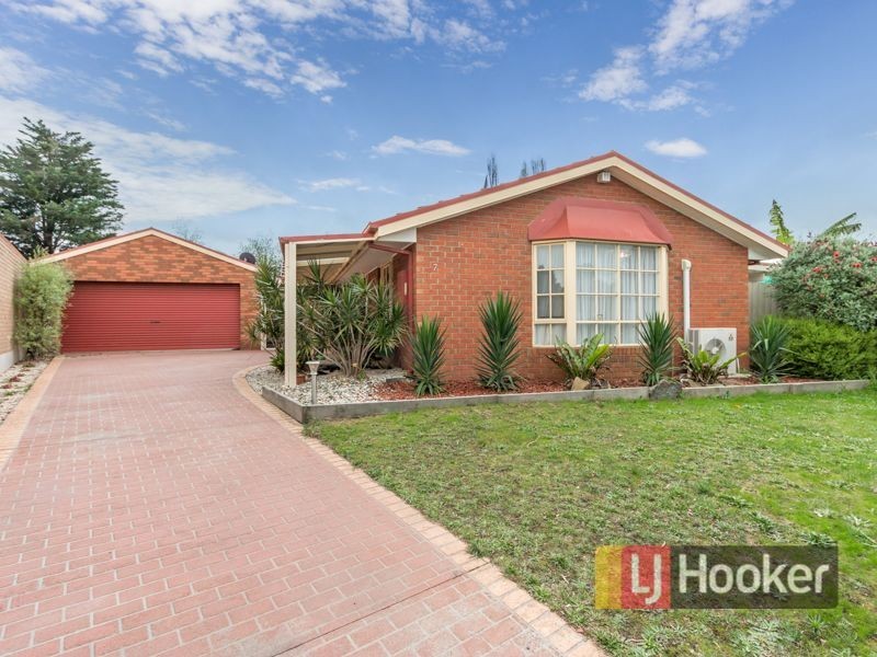 7 Pollina Close, Hampton Park VIC 3976