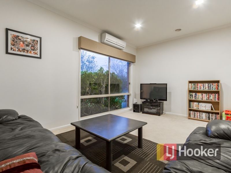7 Ogle Way, Cranbourne North VIC 3977