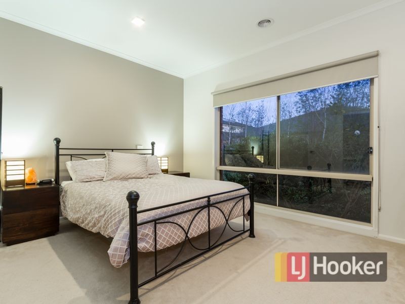 7 Ogle Way, Cranbourne North VIC 3977