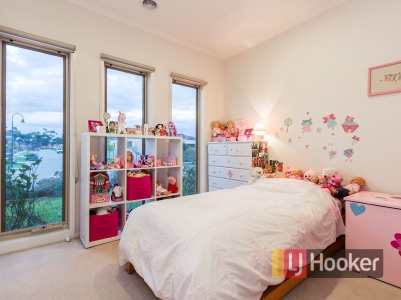 7 Ogle Way, Cranbourne North VIC 3977