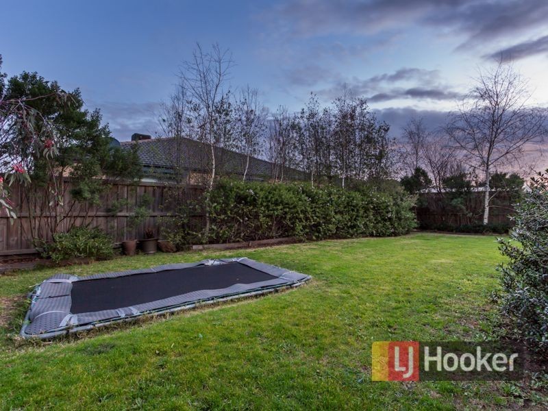 7 Ogle Way, Cranbourne North VIC 3977