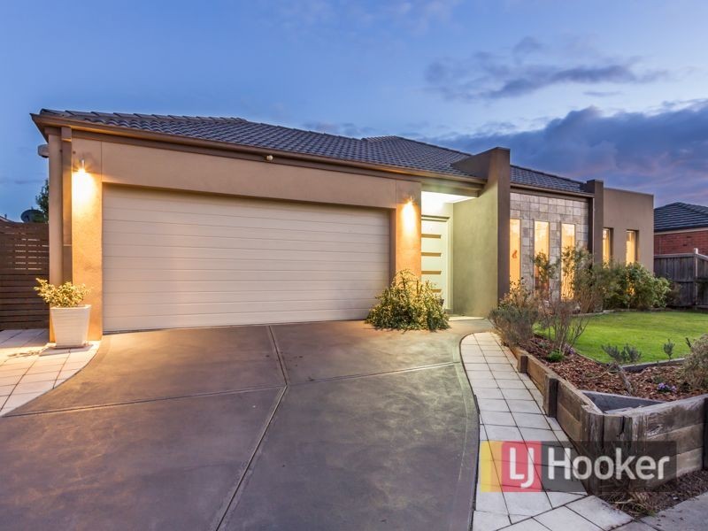 7 Ogle Way, Cranbourne North VIC 3977