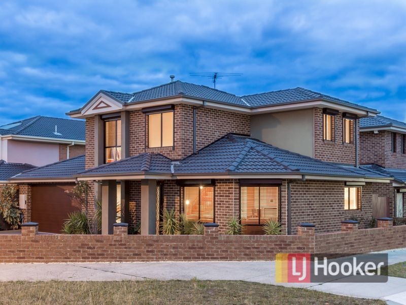 54 Aylmer Road, Lynbrook VIC 3975