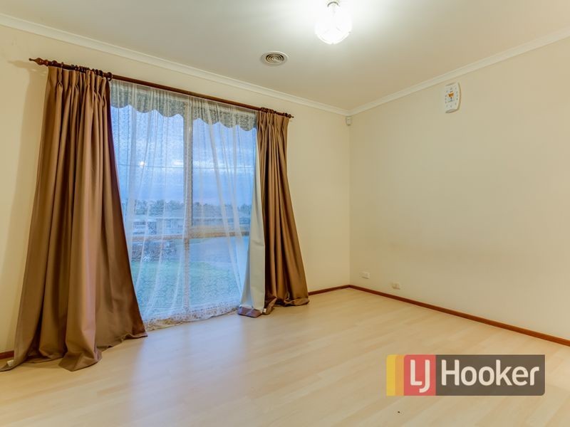 10 Medinah Rise, Hampton Park VIC 3976