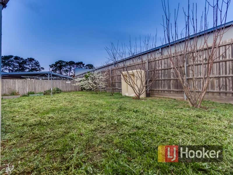 10 Medinah Rise, Hampton Park VIC 3976