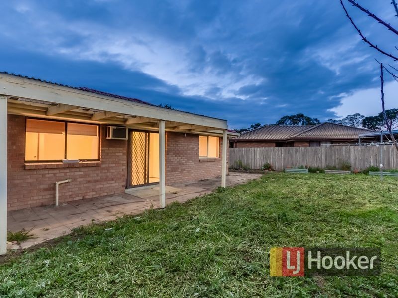 10 Medinah Rise, Hampton Park VIC 3976